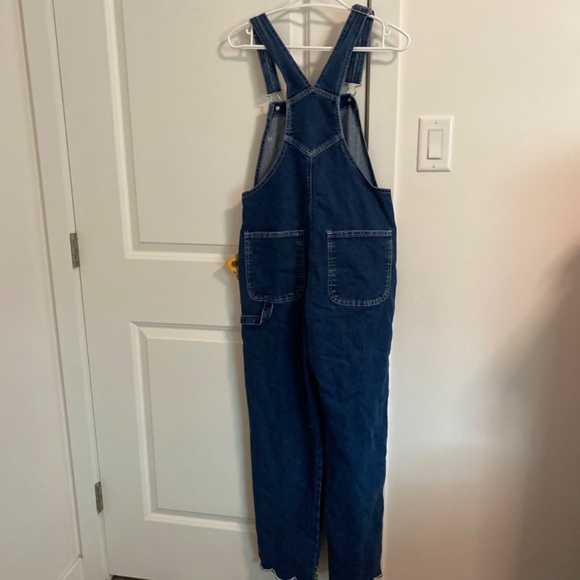 Cute overalls with embroidered bottoms - Picture 4 of 4